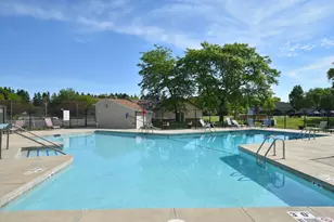 10625 N Ivy Ct, Mequon, WI 53092 - Photo 22