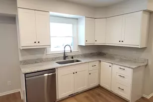 2465 Lionel Ct, Brookfield, WI 53045 - Photo 10