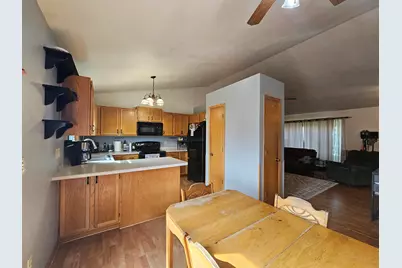 1016  Springs Rd, Fond du Lac, WI 54935 - Photo 14