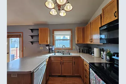 1016  Springs Rd, Fond du Lac, WI 54935 - Photo 12