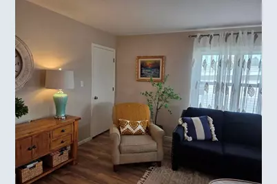 2330  38th St, Two Rivers, WI 54241 - Photo 4