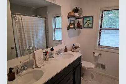 2330  38th St, Two Rivers, WI 54241 - Photo 18