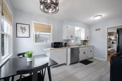 172 N 92nd St, Milwaukee, WI 53226 - Photo 8