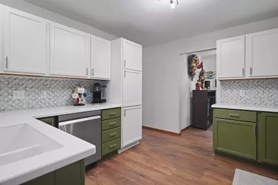 6105  68th St, Kenosha, WI 53142 - Photo 16