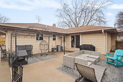 6105  68th St, Kenosha, WI 53142 - Photo 36