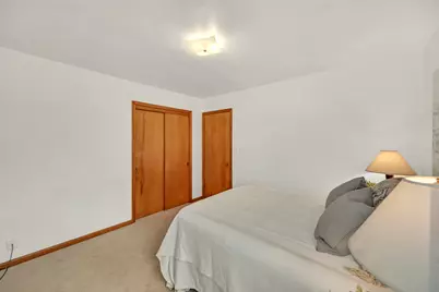 2621 S 85th St, West Allis, WI 53227 - Photo 18