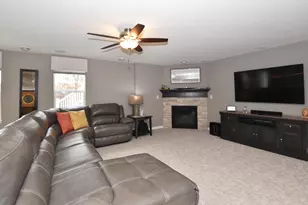 8724 Shady Oak Tr, Racine, WI 53406 - Photo 26