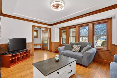 333 W Bender Rd, Glendale, WI 53217 - Photo 8