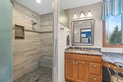 5311  Heatherfield Ct, Sheboygan, WI 53083 - Photo 30