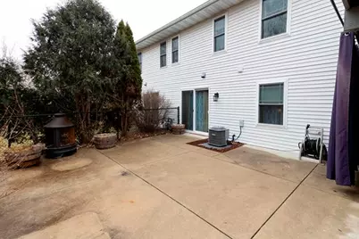 1626  Stacy Ln, Fort Atkinson, WI 53538 - Photo 8