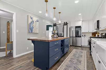 S43W33485  Edwards Dr, Genesee, WI 53118 - Photo 8