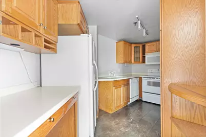 1633 N Prospect Ave #3E, Milwaukee, WI 53202 - Photo 6