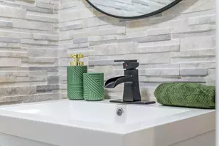 1618 Grand Ave, Racine, WI 53403 - Photo 22