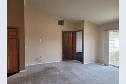 530  Windstone Dr #303, Hartland, WI 53029 - Photo 20