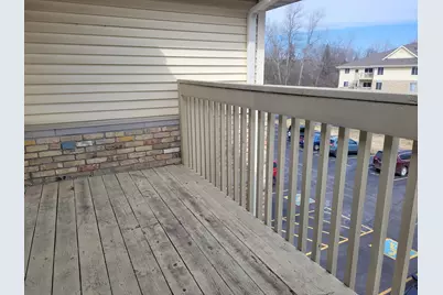 530  Windstone Dr #303, Hartland, WI 53029 - Photo 28