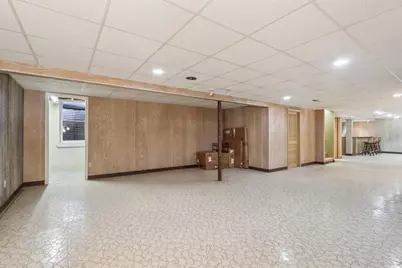 3254 S 121st St, West Allis, WI 53227 - Photo 26