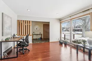 3254 S 121st St, West Allis, WI 53227 - Photo 8