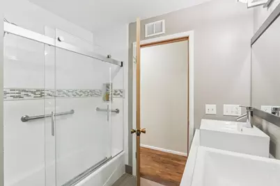 3254 S 121st St, West Allis, WI 53227 - Photo 22