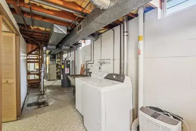 3254 S 121st St, West Allis, WI 53227 - Photo 30