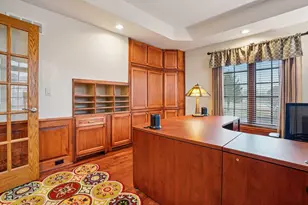 923 N Evergreen Circle, Hartland, WI 53029 - Photo 32