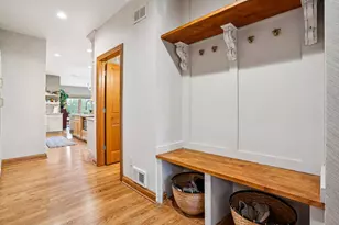 923 N Evergreen Circle, Hartland, WI 53029 - Photo 34