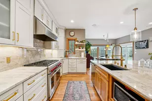 923 N Evergreen Circle, Hartland, WI 53029 - Photo 24