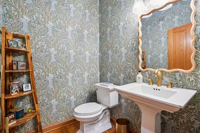 923 N Evergreen Cir, Hartland, WI 53029 - Photo 32