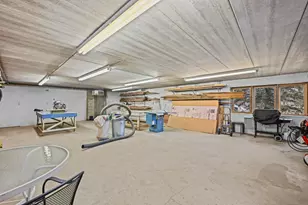 N2568 Snake Rd, Geneva, WI 53147 - Photo 34