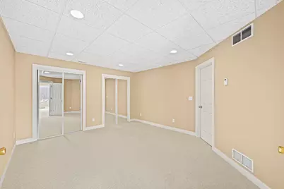 N2568  Snake Rd, Geneva, WI 53147 - Photo 32