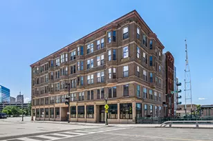 108 W Wells St, Milwaukee, WI 53203 - Photo 36