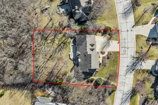 8902 Shadowood Trail, Racine, WI 53406 - Photo 54