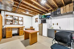 8902 Shadowood Trail, Racine, WI 53406 - Photo 40