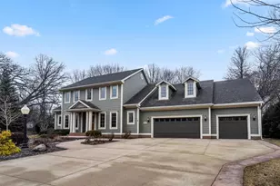 8902 Shadowood Trail, Racine, WI 53406 - Photo 2