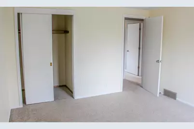 W3490  Oakwood Dr, Geneva, WI 53147 - Photo 22