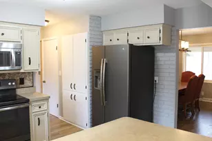 W3490 Oakwood Dr, Geneva, WI 53147 - Photo 10