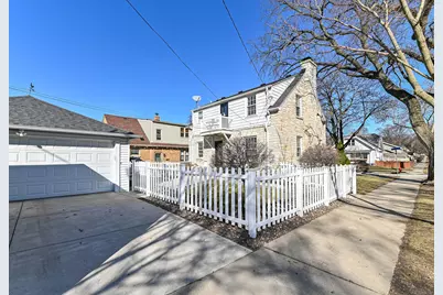 2403 N 71st St, Wauwatosa, WI 53213 - Photo 42