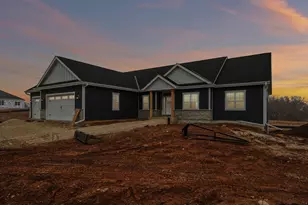 W223S9323 Oak Ridge Dr, Big Bend, WI 53103 - Photo 2