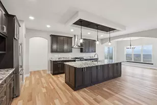 W223S9323 Oak Ridge Dr, Big Bend, WI 53103 - Photo 14