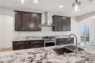 W223S9323 Oak Ridge Dr, Big Bend, WI 53103 - Photo 18