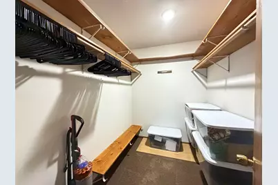 1131 S Sunnyslope Dr #4U, Racine, WI 53406 - Photo 16