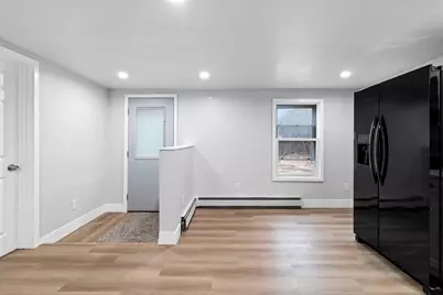 1010  Hamilton St, Manitowoc, WI 54220 - Photo 24