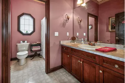 2075  Parkwood Ct, Grafton, WI 53024 - Photo 20