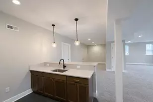 W389N7108 Pennsylvania St, Oconomowoc, WI 53066 - Photo 20