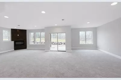 W389N7108  Pennsylvania St, Oconomowoc, WI 53066 - Photo 16