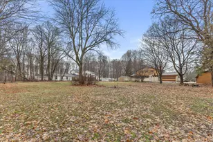 370 Douglas Ln, Cedarburg, WI 53012 - Photo 40