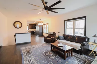 1519  9th St, La Crosse, WI 54601 - Photo 6