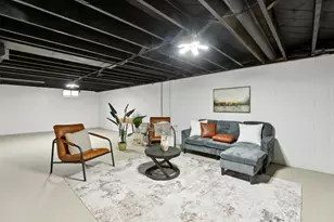 2432 Skyline Dr, Beloit, WI 53511 - Photo 20