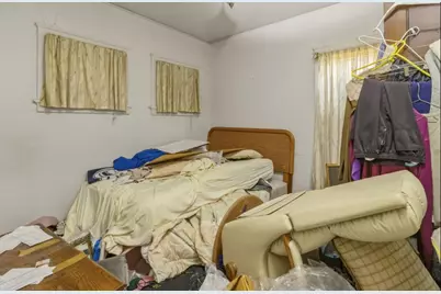 3290 N 10th St, Milwaukee, WI 53206 - Photo 12