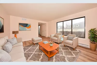 8673 N 73rd St, Milwaukee, WI 53223 - Photo 6