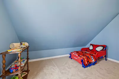 1920 S 90th St, West Allis, WI 53227 - Photo 10